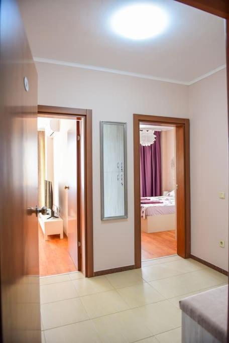 Charming Sunny Apartment+Swimming Pool Saints Constantine and Helena Exterior foto